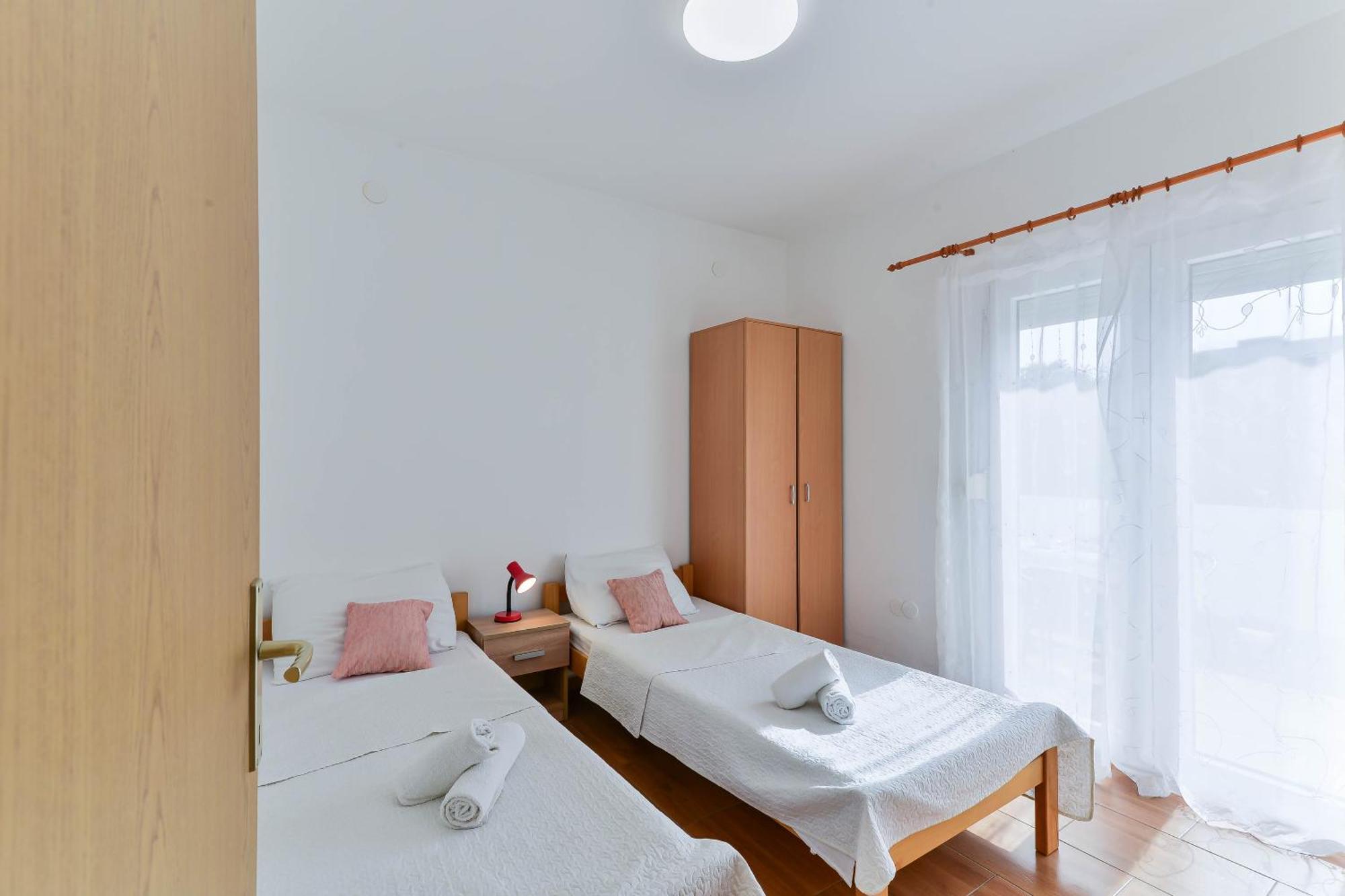Apartments Citrus Turanj Ngoại thất bức ảnh