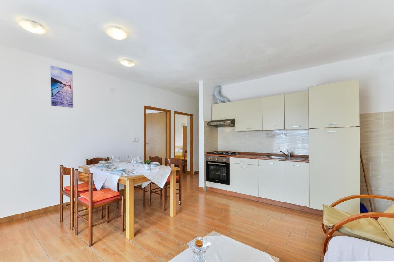 Apartments Citrus Turanj Ngoại thất bức ảnh