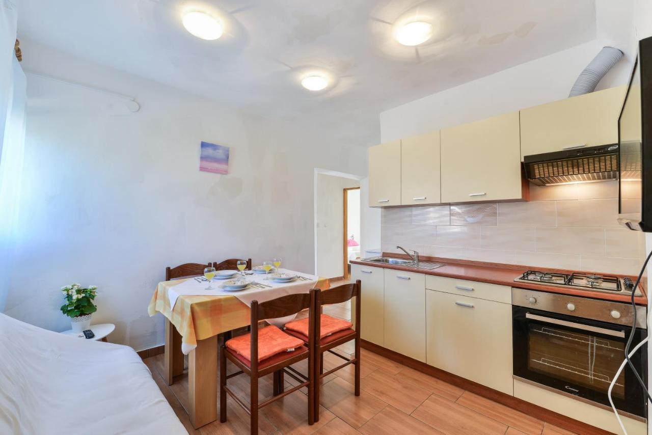 Apartments Citrus Turanj Ngoại thất bức ảnh